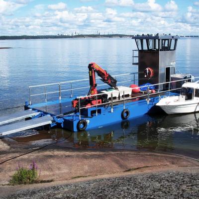 Motorised transportation vessels/barges